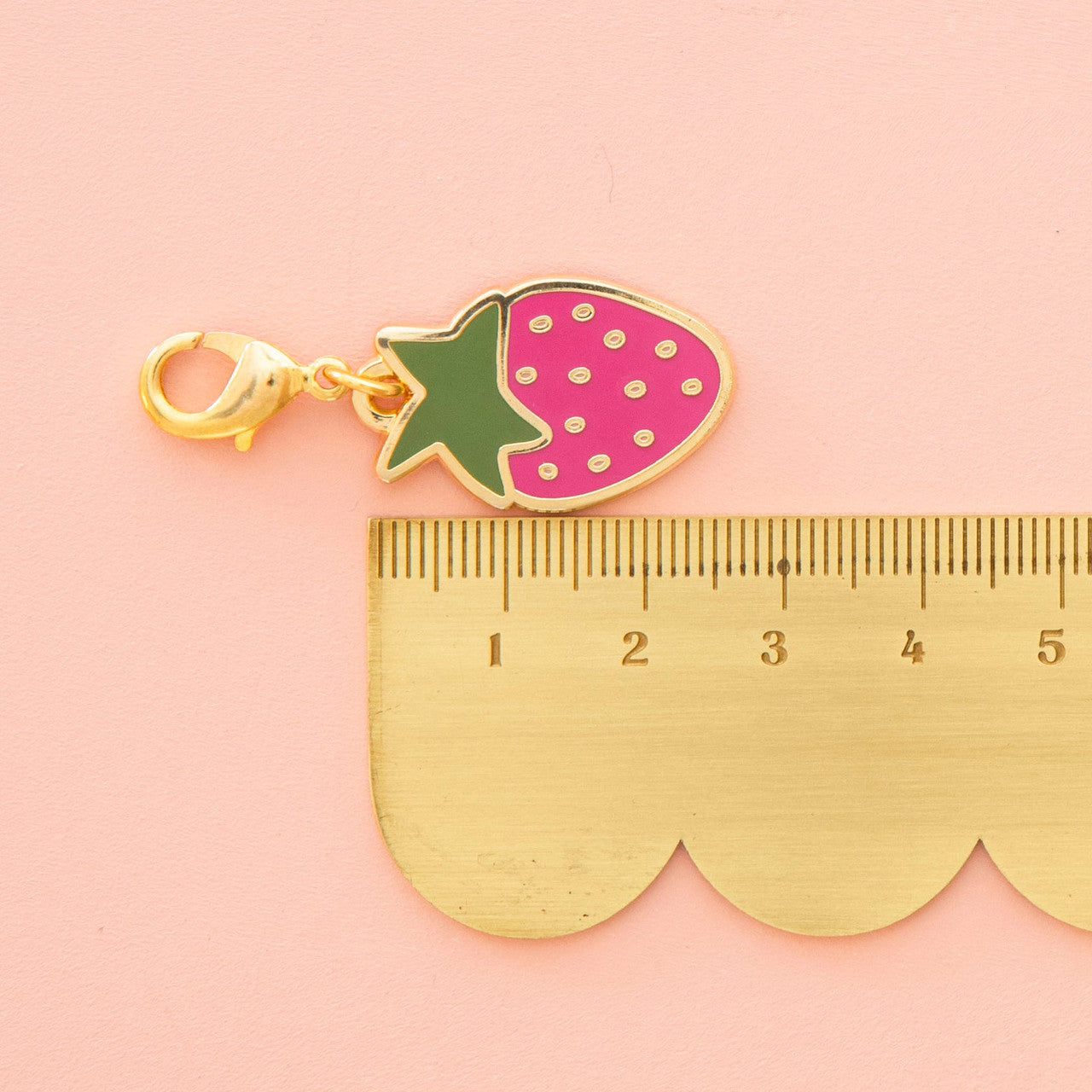 Strawberry - Zipper Charm - Sarah Hearts