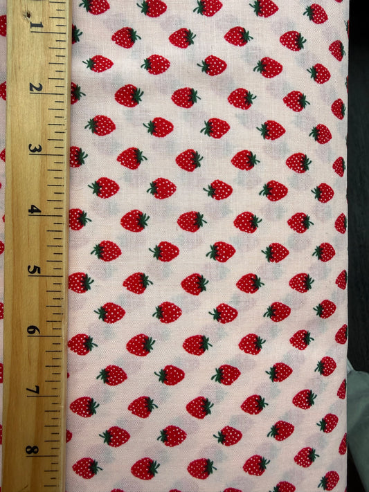 Strawberries on Pink - Sevenberry