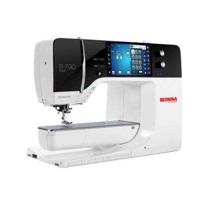 BERNINA B790 PLUS w/ Embroidery Module
